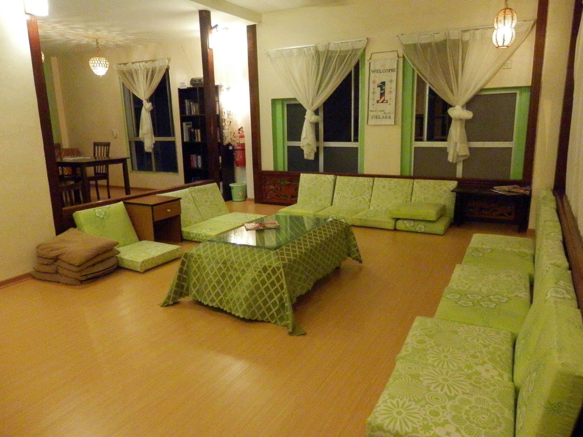Travellers Planet Hotel & Guesthouse Malacca Exterior foto
